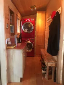 Waterfront Cottage, The Captains Cabin is a romantic, remote spot in the PNW. - Image 2