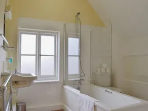 6 bedroom accommodation in Attingham Park, near Shrewsbury - Image 2