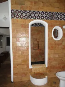 En Portugal, en el Algarve, Villa en Monchique, Piscina climatizada, Sauna. - Image 2