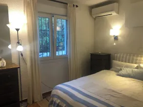 Bella casa con grande piscina in una posizione soleggiata - Image 4