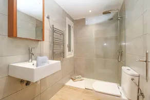 Honeys apartment - Image 2