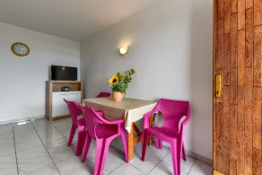 Living in the olive grove with a sea view - Image 3