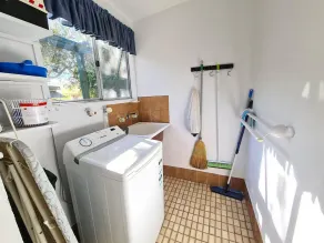 Fisher's Retreat - Image 4