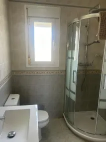 3-sengs familievilla med privat pool 6 sovepladser. 15 min. Gåtur til byen og stranden - Image 3