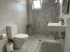 3 bedroom Apartment - Image 3