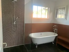PROMO SEM 14 JUILLET MAISON DU BASSIN  AVEC PISCINE chauffée et cloturée - Image 3