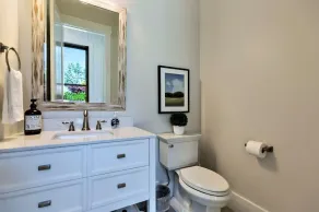 Turtlehead 520: Luxurious 6BR retreat in scenic Salem, SC, perfect for family getaways. - Image 5