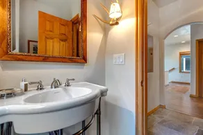 KBM Resorts Private Home Complimentary Deer Valley Winter Shuttle Hot Tub Mountain views Wood Fireplace 2 Family Rooms PAC-2410 - Image 2