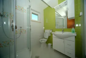 Seaside villa with 1700 m2 of private garden - Image 4