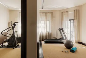 Hotel Bergs Suites - Image 2