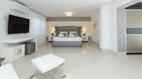 Villa Dune, Luxury Villa, 5 min walk to the beach - Image 3