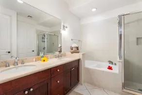 Fairway Villas Waikoloa 2 BR Big Island Waikoloa Villas Perfect for Golfers Complimentary Car with 6 Nights FVW-L32 by KBM - Image 3