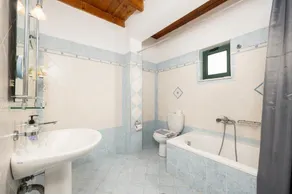 Spiros Beach Villa - Image 2
