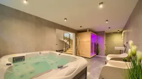 Luxury Villa Valentina with SPA zone and outdoor pool, near the sea - Image 2