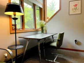 SunnyPeace Modern Home Stay - Image 4