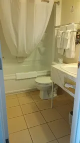 Conveniently located directly off the highway - Image 2