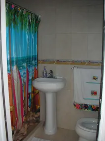 Sehr schöne 3-Zimmer-Haus mit großen Grundstück! Basketballplatz! Rv Hook Up - Image 2