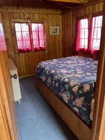 Smuk Hubbard Lake Cottage # 3 - Image 4