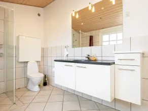 Charming Holiday Home in Hals With Swimming Pool - Image 4