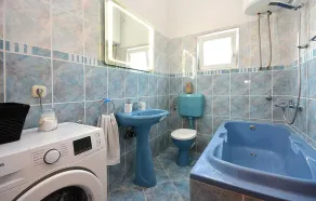 Beautiful Home In Pozorac - Image 3