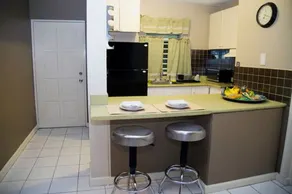 Kingston Town Suite - Image 5