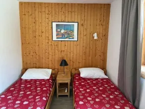 200m from ski slopes, 4th floor, balcony, 28m², Val Thorens - Image 4