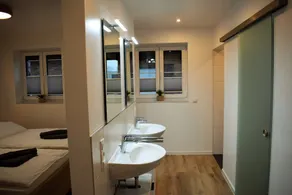 Holiday Home 'Hanni' with Sauna, Garden and Wi-Fi - Image 4