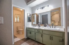 Relax and Unwind 4BR Hot Tub All You Need - Image 2
