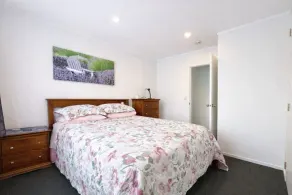 Comfy Raglan Base - Walk to Beach and Village - Roberts St - Family Home Upstairs - Image 3