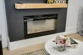 Modern Niagara-area Spa-like Home - Image 3