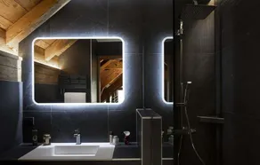 Chalet, wifi, à 150m des pistes de ski, sauna, terrasse, cheminée ou poêle à bois, télévision, 260m² - Image 4