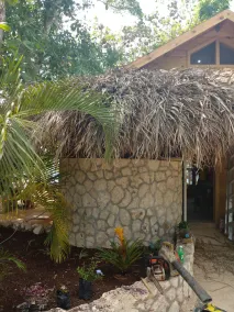 Full Ocean Front Cabin By the Beach - Image 3