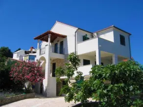 Apartments by the sea Postira, Brac - 17323 - Image 4