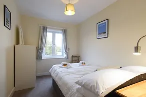 Pet friendly  direct water access  3bed sleeps 6 - Image 5