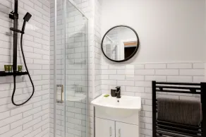 Castle Donington's Boutique Hotel - Image 2