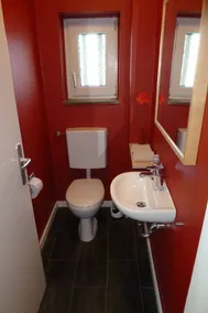 Holiday Apartment 'Koblenz City Wohnung Rechts' with Balcony and Wi-Fi - Image 3
