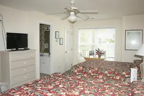 27 Holes of Golf Surrounds the Studio Golf Villa 1606L with Resort Amenities by RedAwning - Image 3