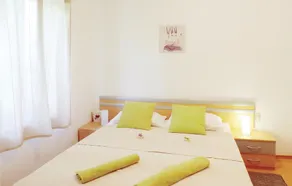 Impresionante casa de 4 habitaciones en Trgetari. - Image 5