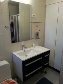 Maison suédoise confortable entourée de prairies, de forêts et de lacs pour une pure détente! - Image 2
