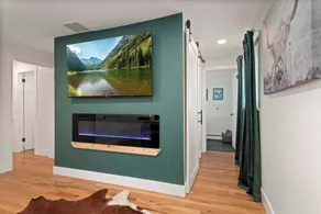 Red Rocks + HOT TUB + Bocce Ball + PICKLEBALL+ Fire Pit + 8 Beds + ARCADE - Image 3