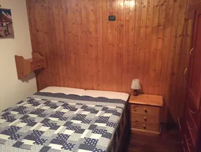 B Lokale med finish i en simpel træ og indbydende og klar til at byde dig velkommen - Image 5