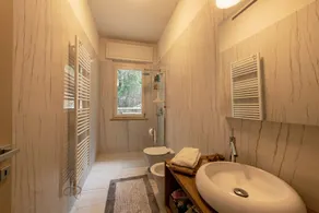 Casa vacanze 'Sweet Home Anna' con vista lago, giardino e Wi-Fi - Image 3