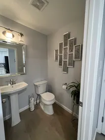 Come and enjoy this beautiful 3 -bedroom 2.5 bathroom - Image 3