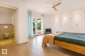 Villa Thalassa by Abahana Villas - Image 5