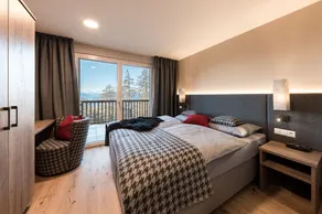 Ferienwohnung 'Piz Aich Natur Chalet Panorama' mit Bergblick, Balkon und WLAN - Image 3