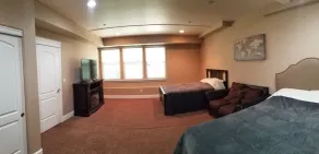 2 Bedroom Daylight Basement fully stocked - Image 4