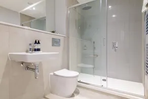 Starboard is a one bedroom apartment with high spec, modern and stylish interior - Image 2