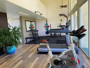 Luxury Beachfront Condo - Image 3