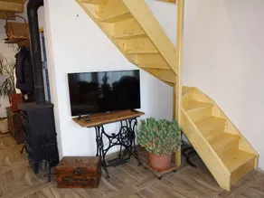 Holiday home renovated farmhouse with air conditioning and WiFi - Image 2