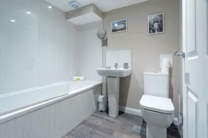 Short Lets Agency in Lanark | Caledonia Luxe Stays - Image 2